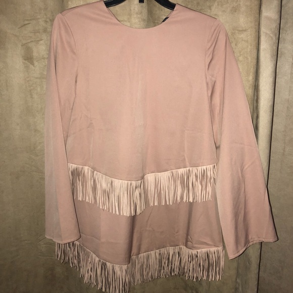 Long tasseled top - Picture 1 of 3